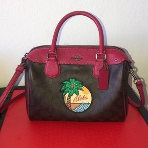 Not to big not to small. summer edition coach bag